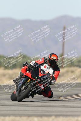 media/Nov-30-2025-TrackXperience (Sun) [[c0061d280f]]/3-Level 1/Session 3 (Turn 16)/